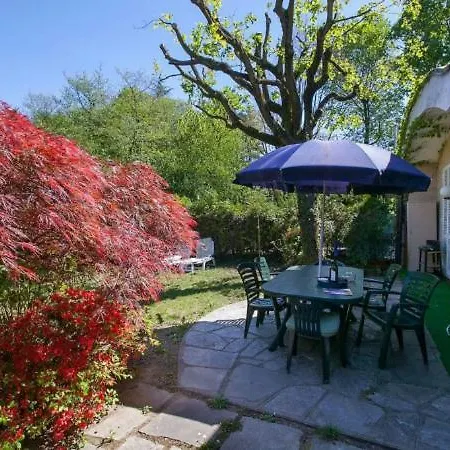 Dom wakacyjny Sleeps 6 Pool